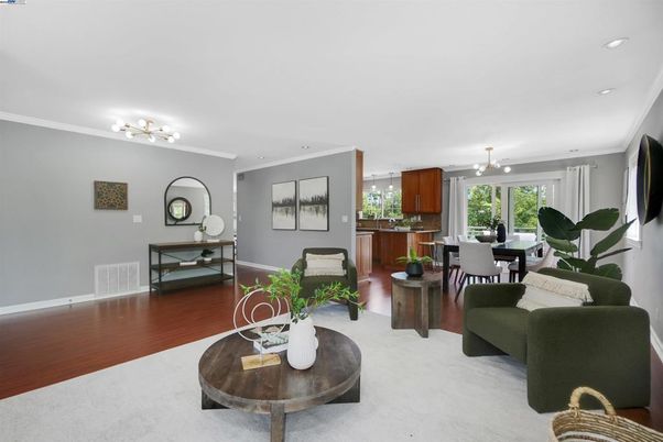 Dining room, Interior, Living room, Recessed Lighting, Wood Texture Flooring