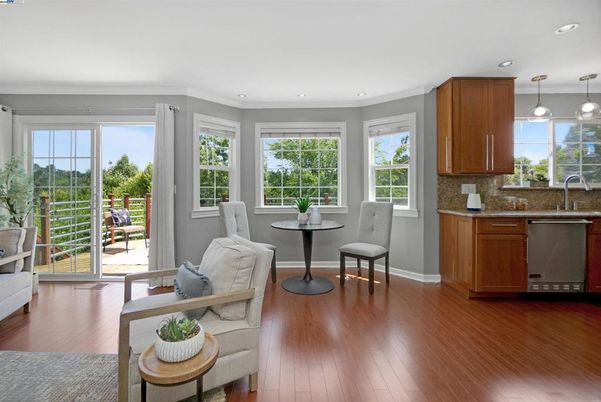 Dining room, Interior, Kitchen, Pendant Lights, Recessed Lighting, Wood Texture Flooring