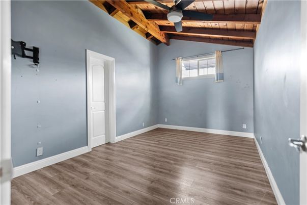 Empty room, Interior, Wooden Beams, Wooden Ceilings, Wood Texture Flooring