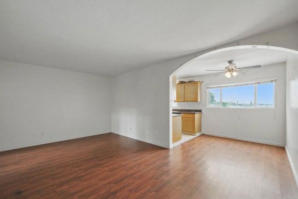Empty room, Interior, Kitchen, Wood Texture Flooring