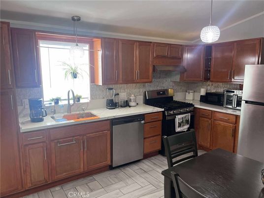Interior, Kitchen, Pendant Lights, Wood Texture Flooring