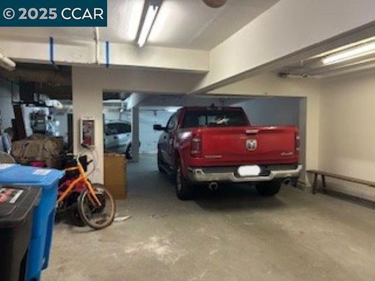 Garage, Interior