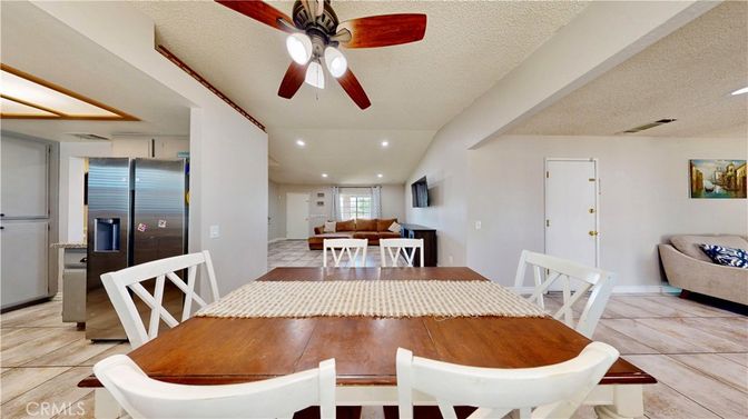 Dining room, Interior, Kitchen, Recessed Lighting