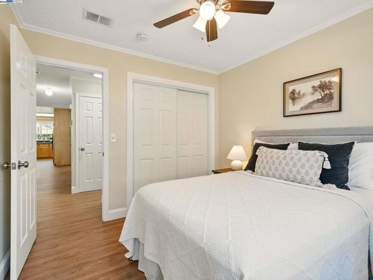 Bedroom, Interior, Wood Texture Flooring