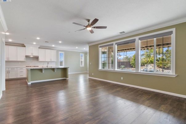 Empty room, Interior, Kitchen, Recessed Lighting, Wood Texture Flooring