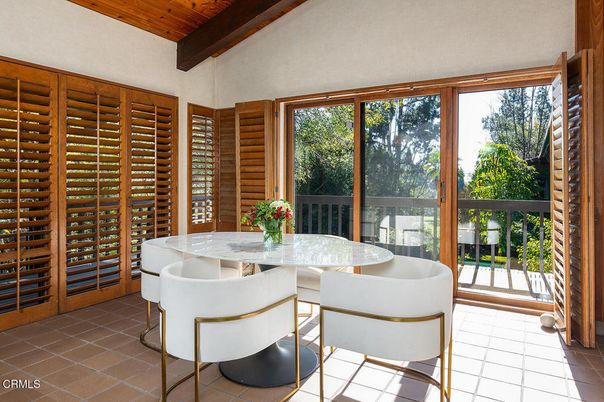 Dining room, Interior, Wooden Beams, Wooden Ceilings