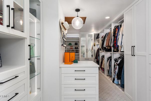 Interior, Pendant Lights, Recessed Lighting, Walk-in Closets