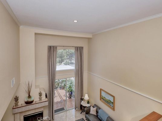 Fireplace, Interior, Recessed Lighting
