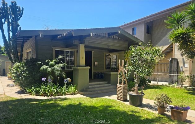 Exterior, Facade, American Craftsman