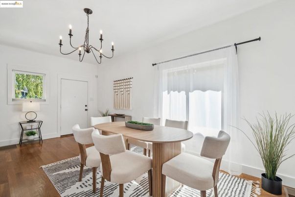 Chandelier, Dining room, Interior, Wood Texture Flooring