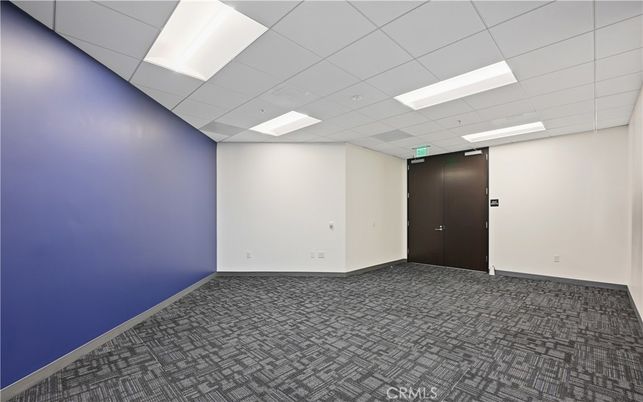 Elevator, Empty room, Interior, Recessed Lighting