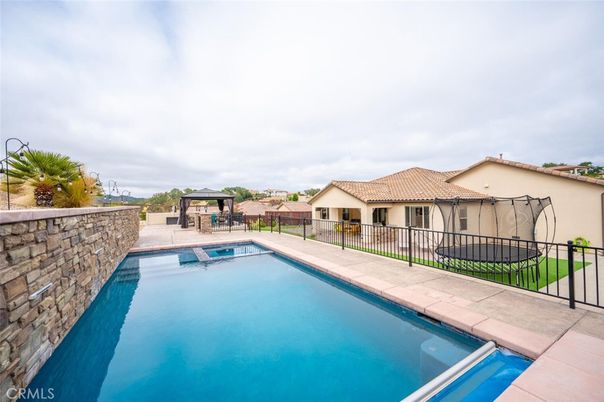 Exterior, Playground, Pool