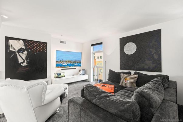 Interior, Living room, Water