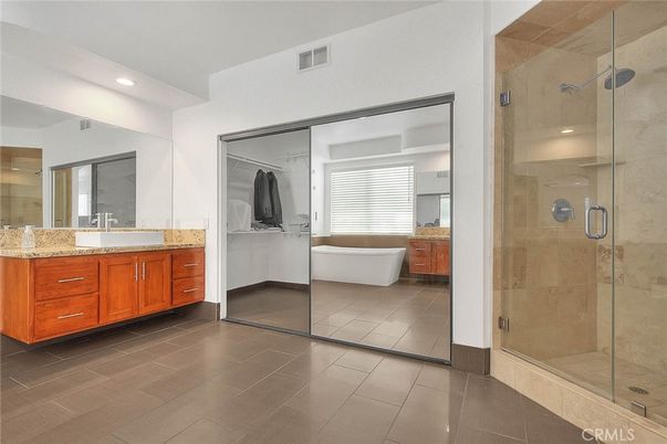 Bathroom, Dual Sink Vanities, Free Standing Baths, Glass Shower, Interior, Recessed Lighting