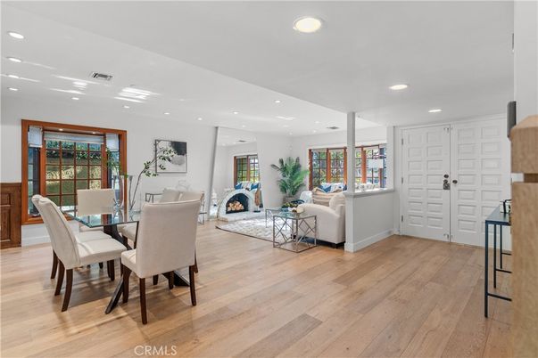 Dining room, Interior, Living room, Recessed Lighting, Wood Texture Flooring