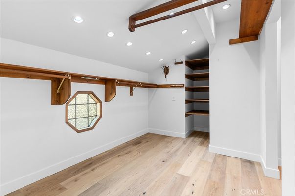 Empty room, Interior, Recessed Lighting, Wooden Beams, Wood Texture Flooring