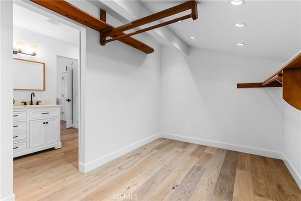 Empty room, Interior, Recessed Lighting, Wooden Beams, Wood Texture Flooring