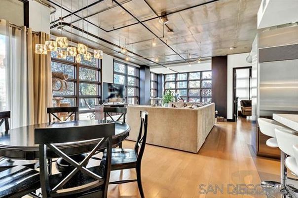Dining room, Interior, Living room, Pendant Lights, Recessed Lighting, Wood Texture Flooring