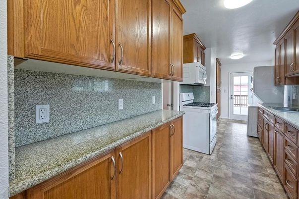 Interior, Kitchen, Washer