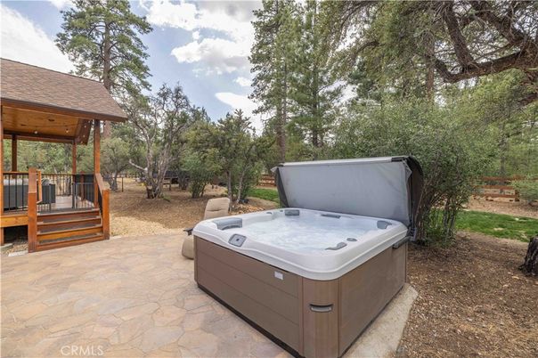 Backyard, Exterior, Hot Tub