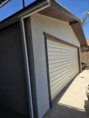 Detached Garage, Exterior