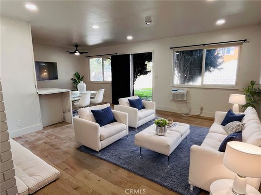 Dining room, Interior, Living room, Recessed Lighting, Wood Texture Flooring