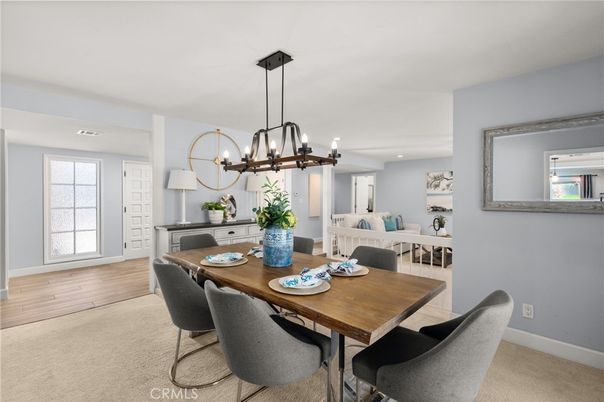 Chandelier, Dining room, Interior, Recessed Lighting, Wood Texture Flooring