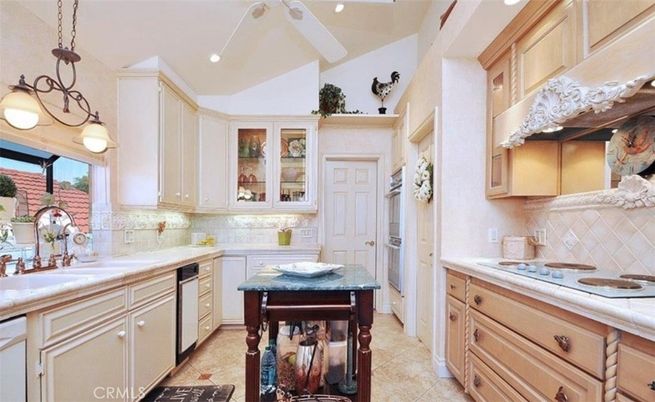 Interior, Kitchen, Pendant Lights, Recessed Lighting, Tile Countertops
