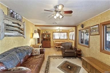 Chandelier, Interior, Living room