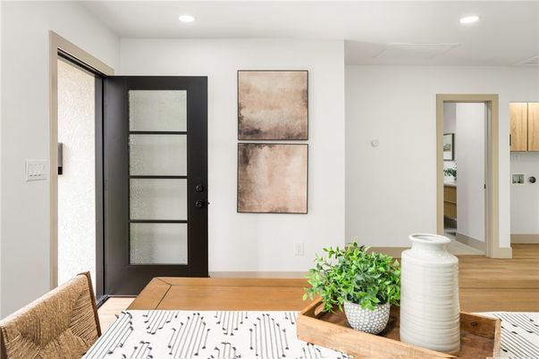 Interior, Recessed Lighting, Wood Texture Flooring