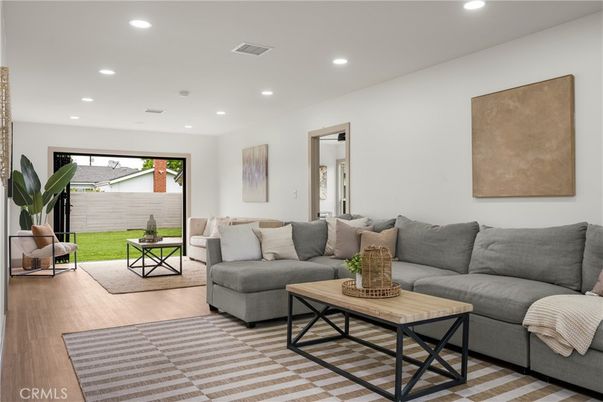 Interior, Living room, Recessed Lighting, Wood Texture Flooring