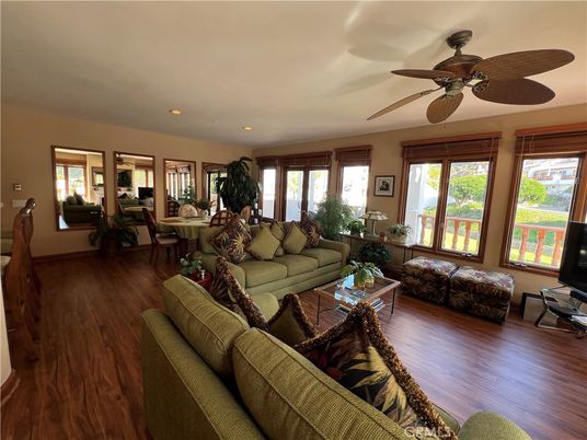 Dining room, Interior, Living room, Recessed Lighting, Wood Texture Flooring
