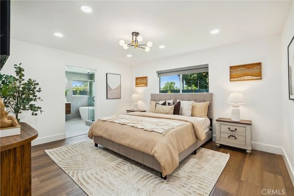 Bedroom, Interior, Pendant Lights, Recessed Lighting, Wood Texture Flooring