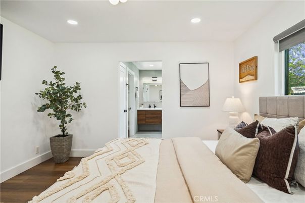 Bathroom, Bedroom, Interior, Recessed Lighting, Wood Texture Flooring