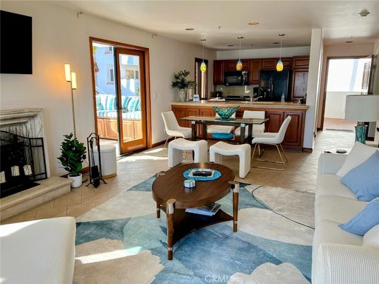 Dining room, Interior, Kitchen, Pendant Lights