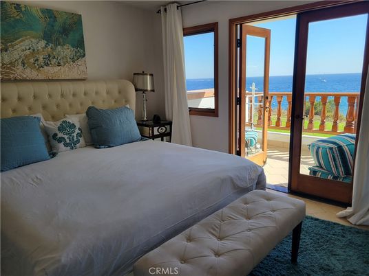 Bedroom, Interior, Water