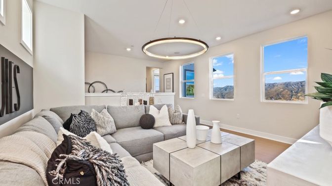 Interior, Living room, Pendant Lights, Recessed Lighting, Wood Texture Flooring