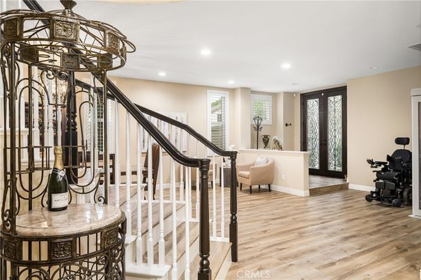 Chandelier, Interior, Recessed Lighting, Wood Texture Flooring