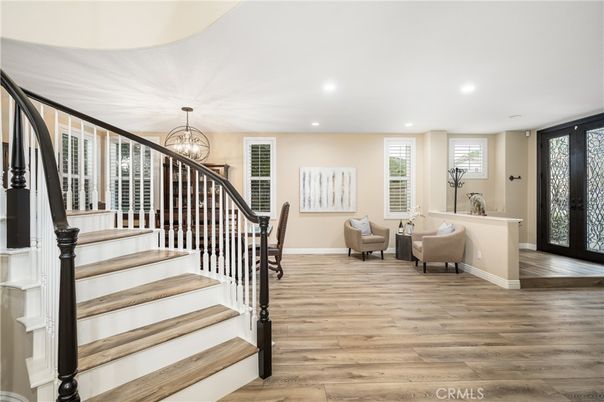 Chandelier, Interior, Recessed Lighting, Wood Texture Flooring