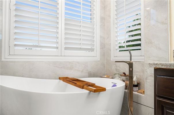 Bathroom, Free Standing Baths, Interior