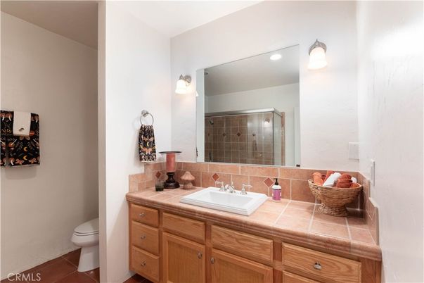 Bathroom, Interior, Recessed Lighting, Tile Countertops