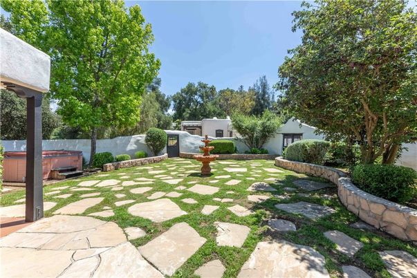 Backyard, Exterior, Hot Tub