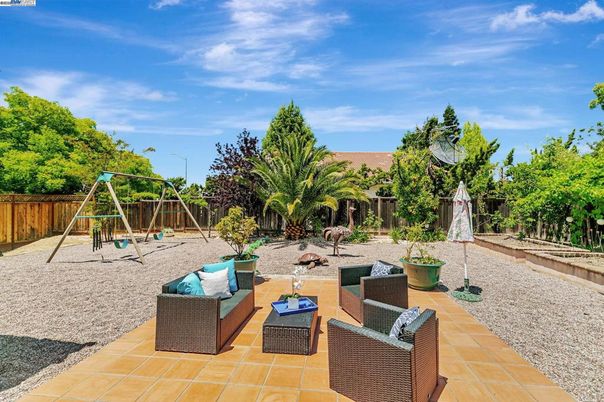Backyard, Exterior, Playground
