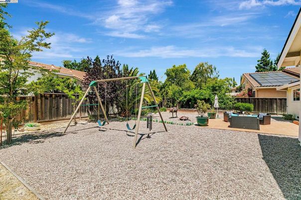Backyard, Exterior, Playground