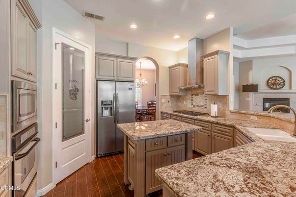 Chandelier, Interior, Kitchen, Recessed Lighting, Wood Texture Flooring