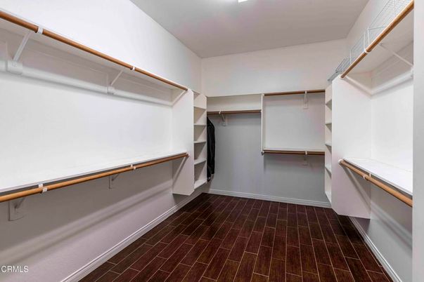 Interior, Walk-in Closets, Wood Texture Flooring