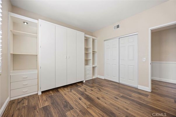 Empty room, Interior, Walk-in Closets, Wood Texture Flooring
