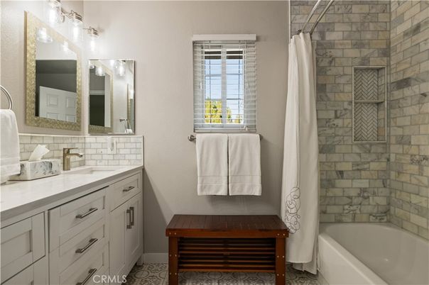 Bathroom, Interior, Stone Walls