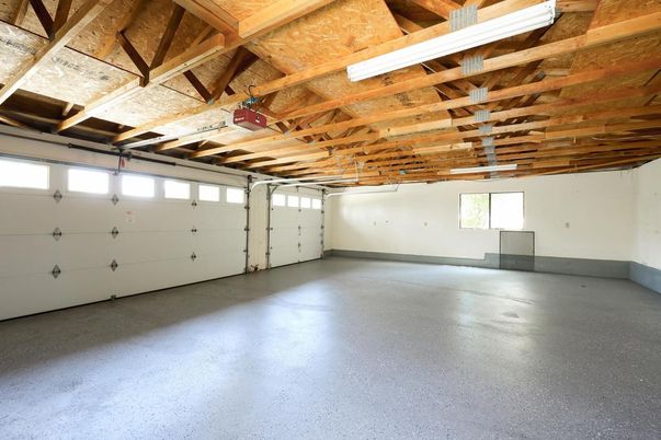 Garage, Interior, Wooden Beams, Wooden Ceilings