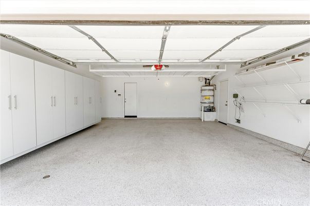 Garage, Interior